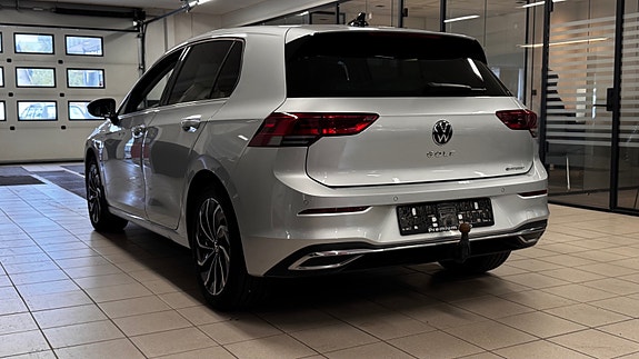 Volkswagen Golf VIII 7 of 30