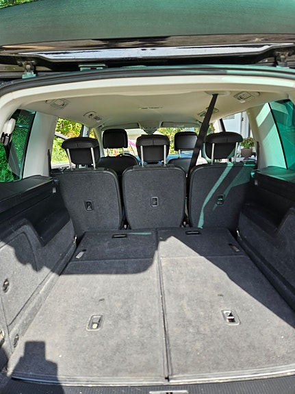 Volkswagen Sharan 12 of 12