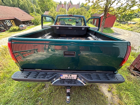 Chevrolet Silverado 2500 15 of 29