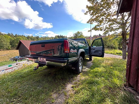 Chevrolet Silverado 2500 14 of 29