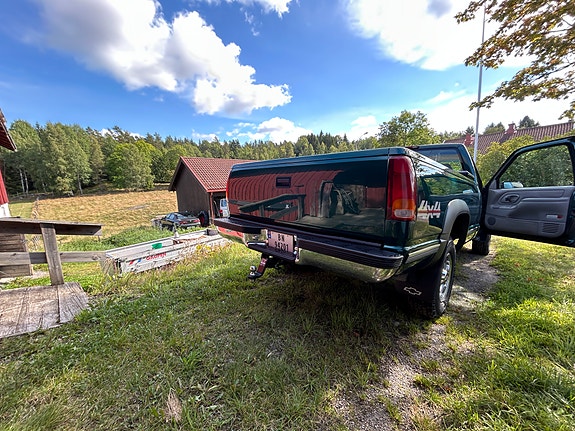 Chevrolet Silverado 2500 13 of 29