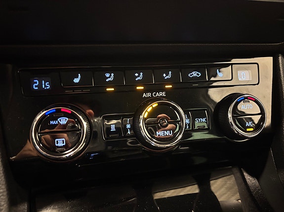 Skoda Superb 23 of 30