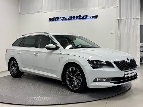 Skoda Superb 2 of 30