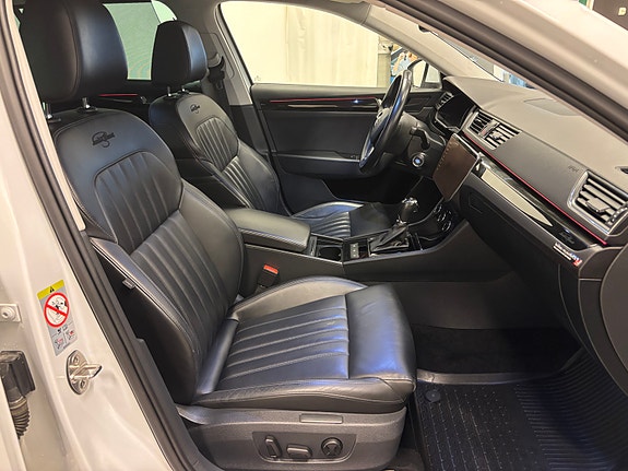 Skoda Superb 11 of 30