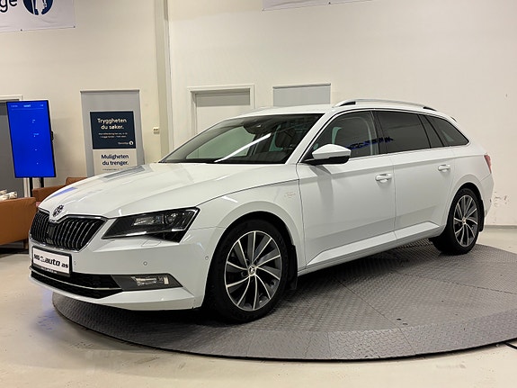Skoda Superb 6 of 30