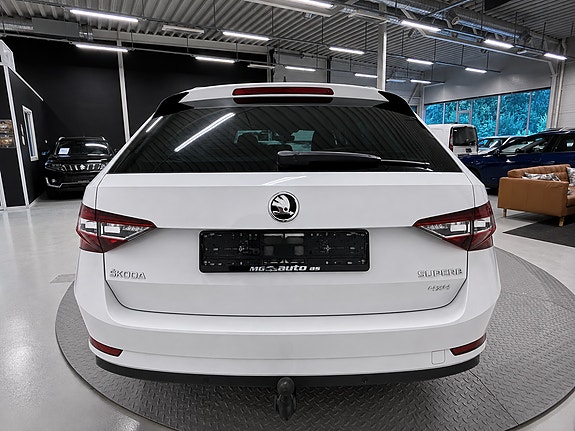 Skoda Superb 4 of 30
