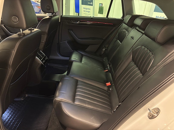 Skoda Superb 29 of 30
