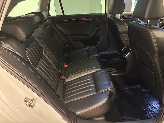 Skoda Superb 30 of 30
