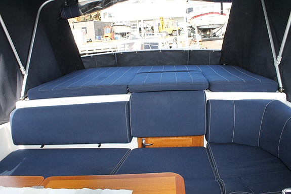 Marex 280 Holiday 2010 – velholdt og komfortabel familiebåt med Yanmar diesel 27 of 30