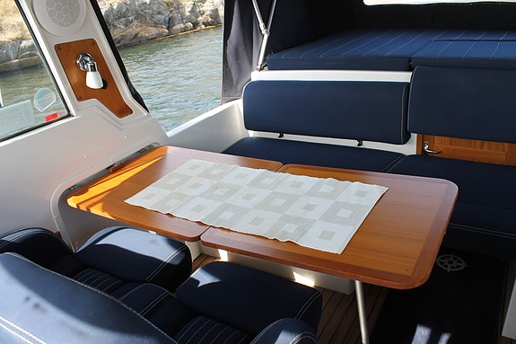 Marex 280 Holiday 2010 – velholdt og komfortabel familiebåt med Yanmar diesel 24 of 30