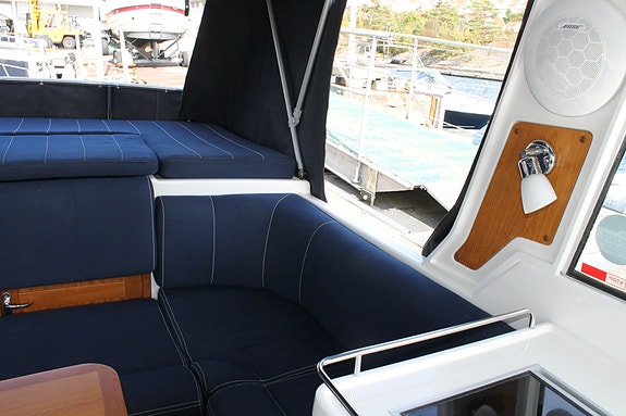 Marex 280 Holiday 2010 – velholdt og komfortabel familiebåt med Yanmar diesel 28 of 30