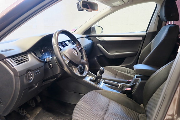 Skoda Octavia 7 of 14