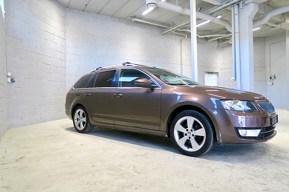 Skoda Octavia 3 of 14