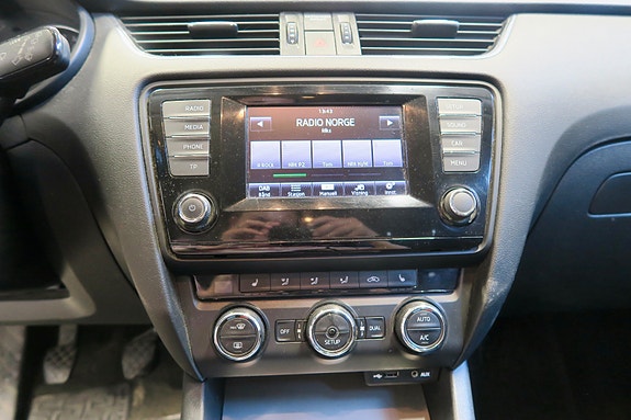Skoda Octavia 10 of 14