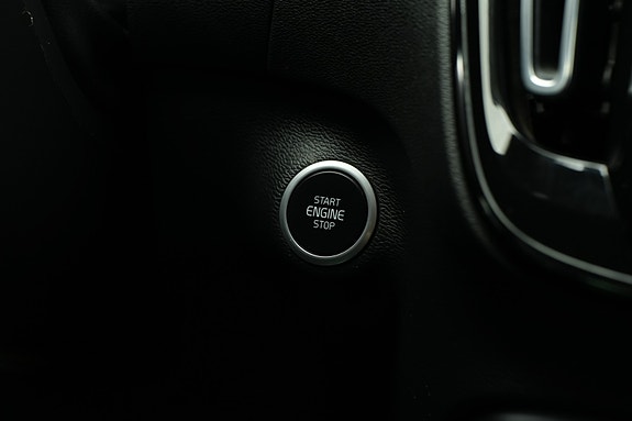 Volvo XC40 29 of 30