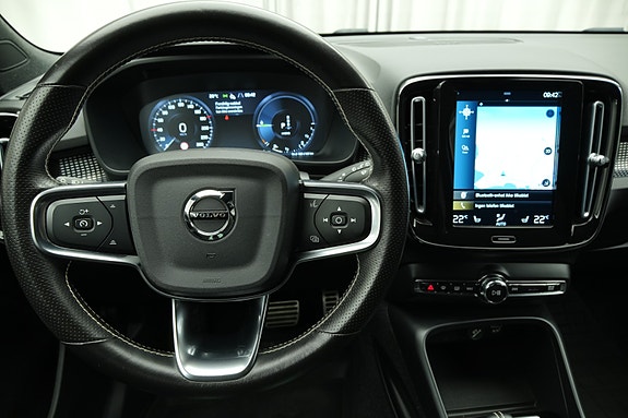 Volvo XC40 24 of 30