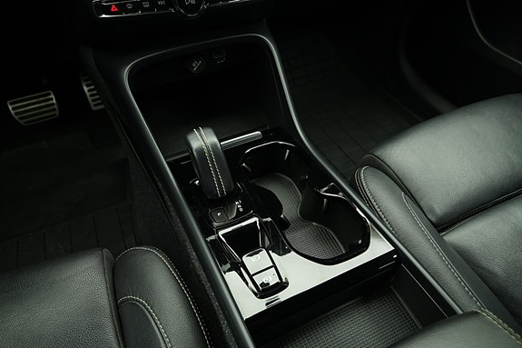 Volvo XC40 27 of 30