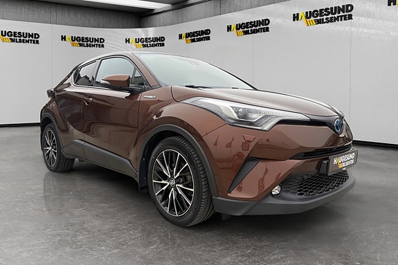 Toyota C-HR 2 of 18