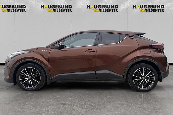 Toyota C-HR 5 of 18