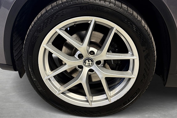 Alfa Romeo Stelvio 9 of 30
