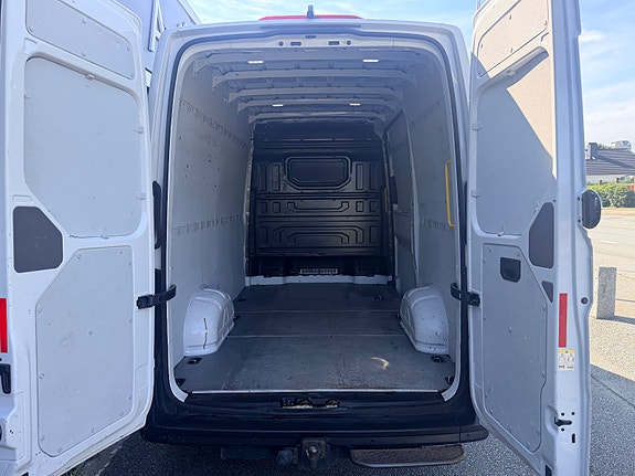 Volkswagen Crafter 20 of 20