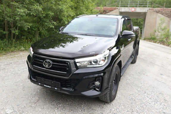 Toyota HiLux 3 of 20