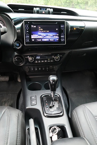 Toyota HiLux 17 of 20