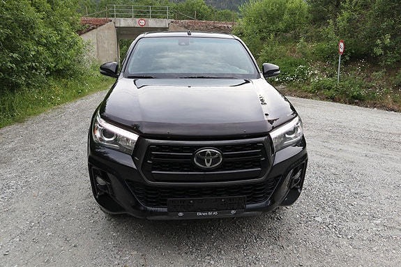 Toyota HiLux 4 of 20
