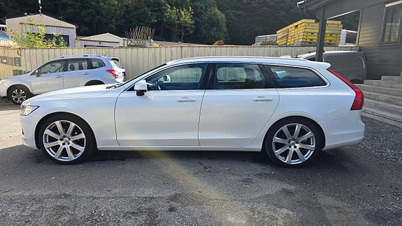 Volvo V90 4 of 23