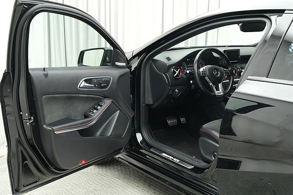 Mercedes-Benz A45 15 of 30