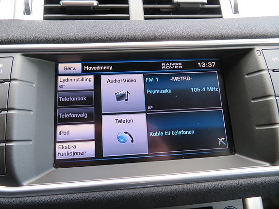 Land Rover Range Rover 30 of 30