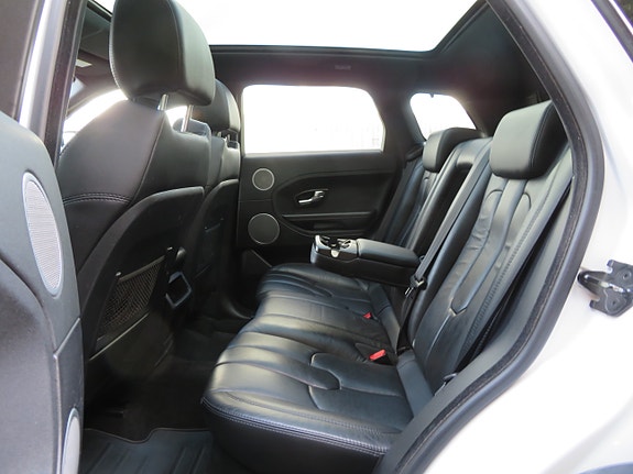 Land Rover Range Rover 23 of 30