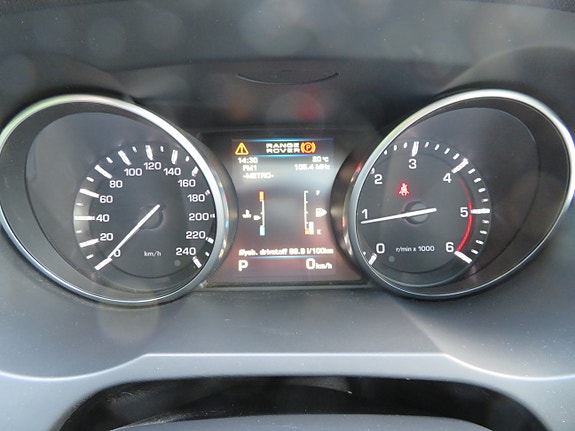 Land Rover Range Rover 28 of 30