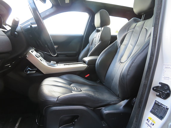 Land Rover Range Rover 26 of 30