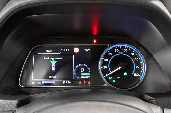 Nissan Leaf 10 of 13