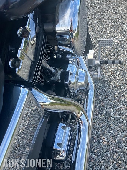 Harley-Davidson FXDL Dyna Low Rider 12 of 15