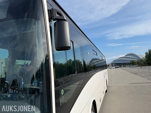 Iveco Crossway 12 of 30