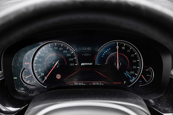 BMW 530e 17 of 30