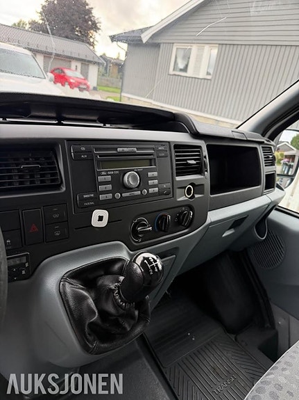 Ford Transit 22 of 29