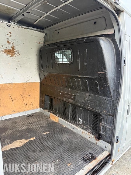 Ford Transit 12 of 29