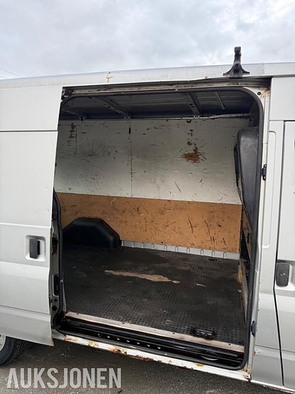Ford Transit 11 of 29