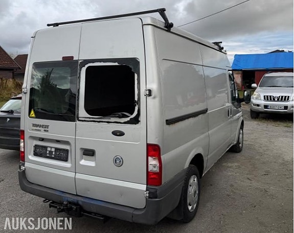 Ford Transit 7 of 29