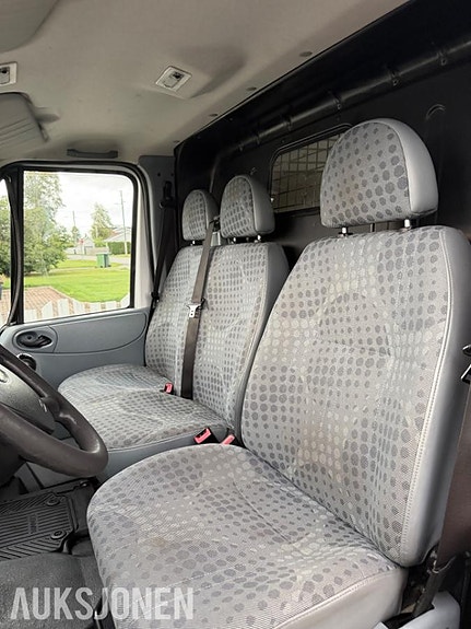 Ford Transit 28 of 29