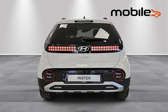 Hyundai Inster 4 of 25