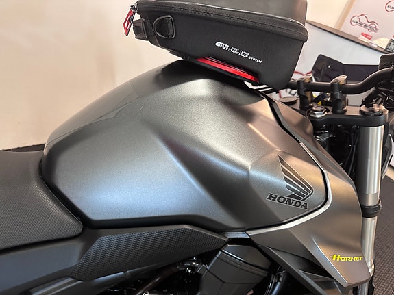 Honda CB 750 Hornet *** SERVICE/GARANTI *** 23 of 30