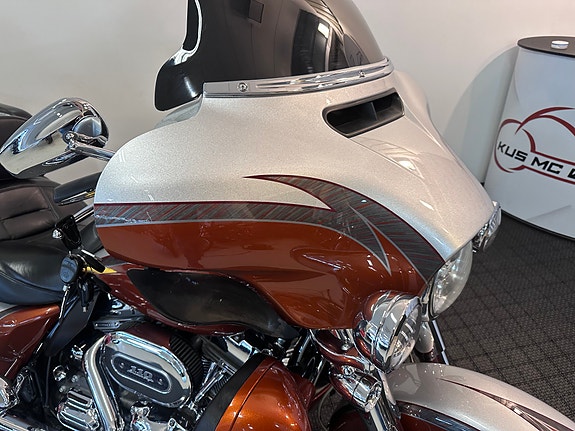 Harley-Davidson FLHTKSE CVO Ultra Limited *** SERVICE/GARANTI *** 29 of 30