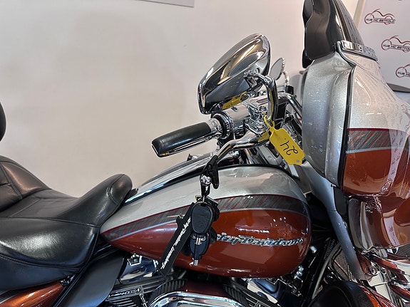 Harley-Davidson FLHTKSE CVO Ultra Limited *** SERVICE/GARANTI *** 24 of 30