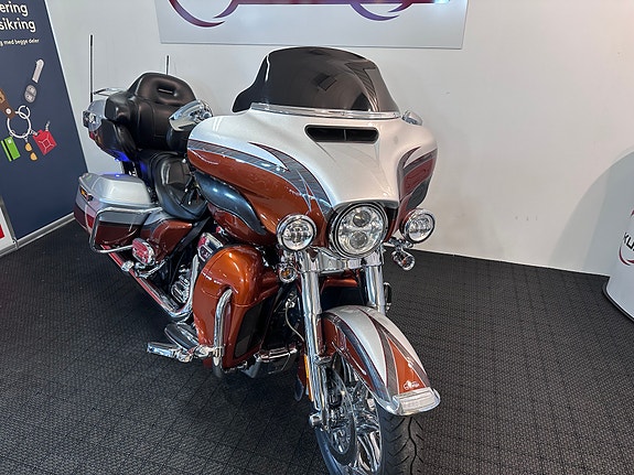 Harley-Davidson FLHTKSE CVO Ultra Limited *** SERVICE/GARANTI *** 4 of 30