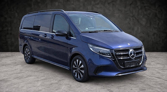 Mercedes-Benz EQV300 2 of 5