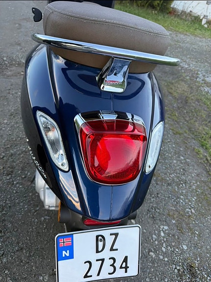 Vespa Primavera 50 6 of 10